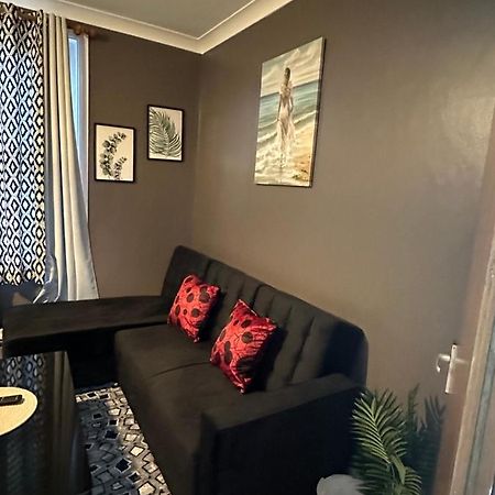 Beautiful Studio Apartment No4 Forest Road Londen Buitenkant foto