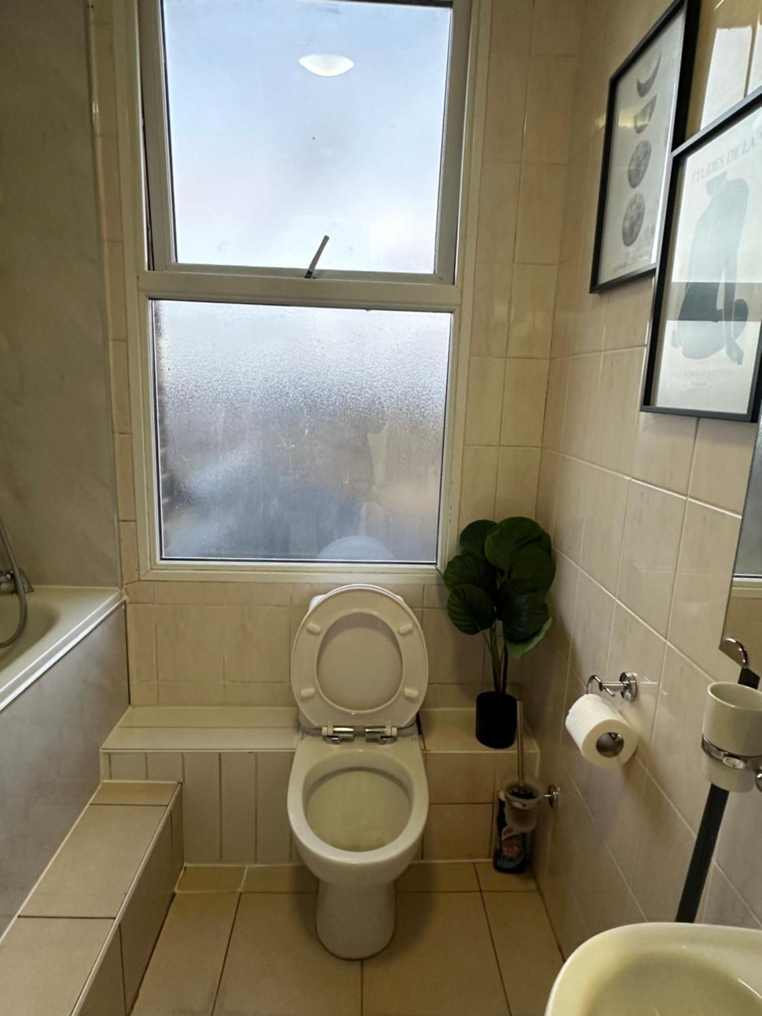 Beautiful Studio Apartment No4 Forest Road Londen Buitenkant foto